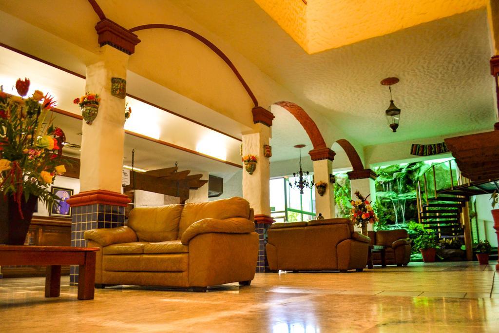 Hotel Villa Cahita Los Mochis Exterior foto